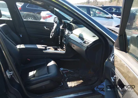 2014 Mercedes-Benz E 350 4Matic z USA, uszkodzony, nr VIN WDDHF8JB0EA841078